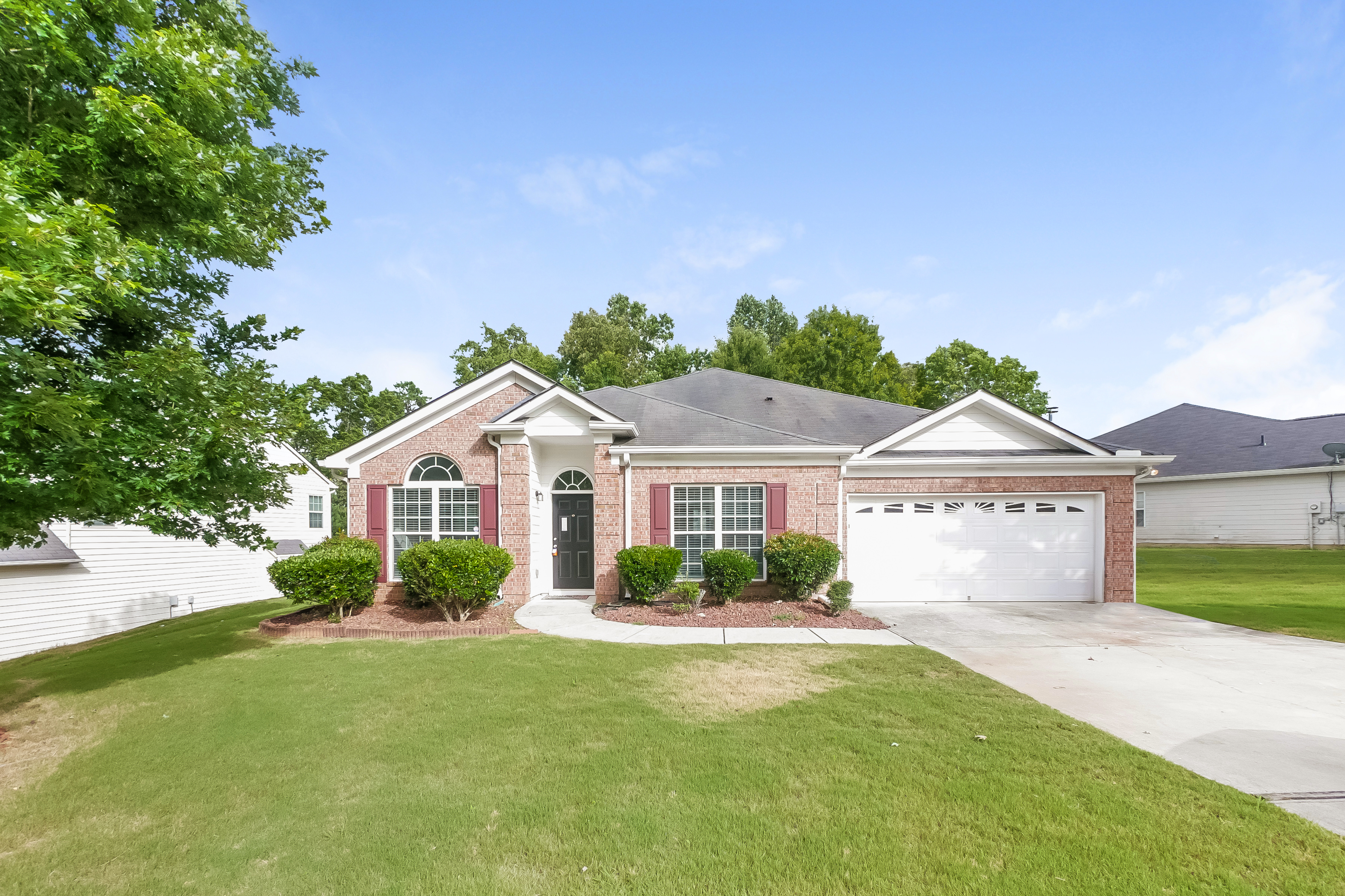 10238 Deep Creek Pl Union City, GA 30291